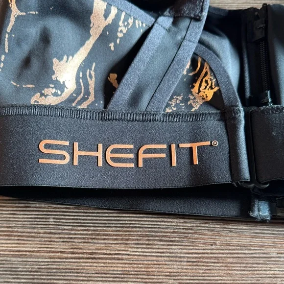 SHEFIT 1 Luxe Sports Bra - Picture 4 of 6